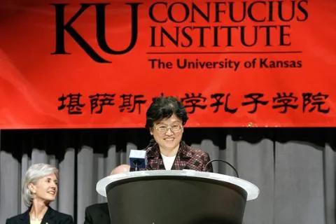 时任中国教育部副部长吴启迪2006年在堪萨斯大学孔子学院讲话 