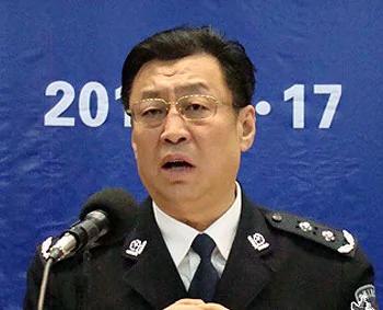 Shanxi_police_official350B.jpg
