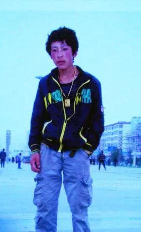 藏人自焚抗议事件