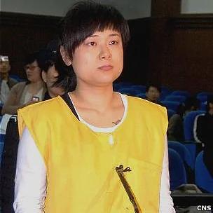 吴英于金华市法院出庭受审（中新社资料图片）