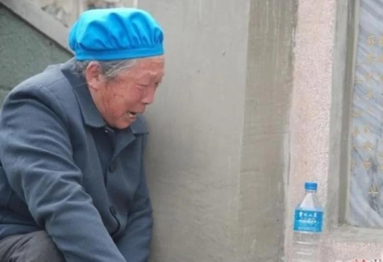 被遗忘的战争:那些挣扎在贫困线上的英雄们(高清组图)
