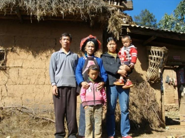 被遗忘的战争:那些挣扎在贫困线上的英雄们(高清组图)