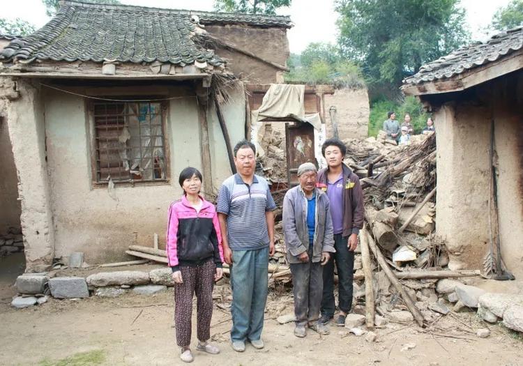 被遗忘的战争:那些挣扎在贫困线上的英雄们(高清组图)