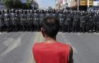 短刃啊 别收藏 刀锋瞄准党胸膛(图)