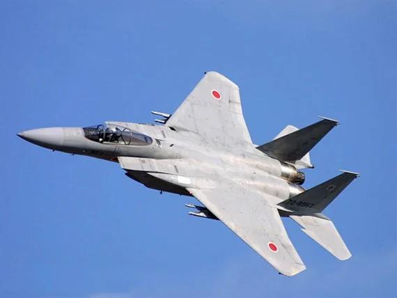 日本航空自卫队F-15战机。