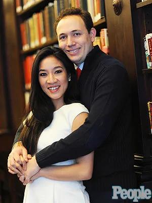 花滑女王关颖珊与白宫高官完婚婚礼忘情激吻(组图)