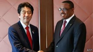 日本首相安倍会晤埃塞俄比亚总理