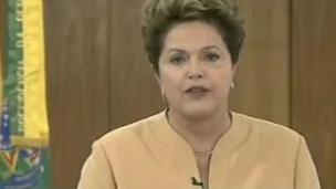 巴西总统宣布改革举措试图平息示威