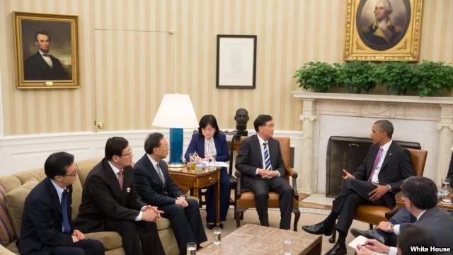 美国总统奥巴马与中国国务院副总理汪洋等中方高层官员见面(白宫照片)