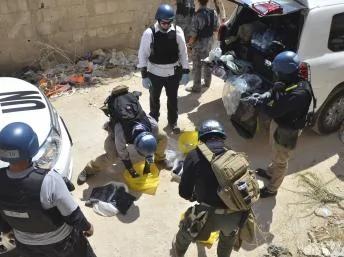 2013年8月29日，联合国化学武器专家在大马士革郊区调查