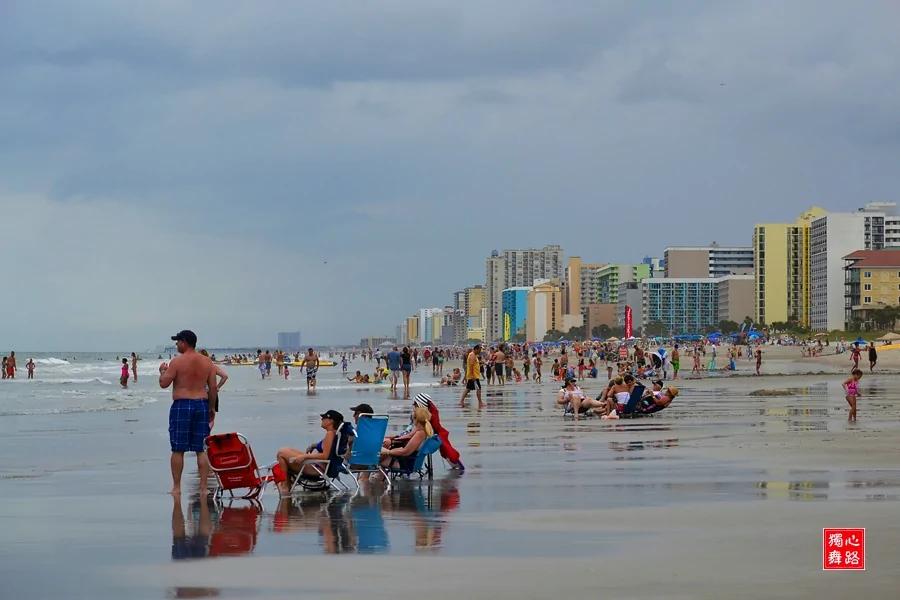 实拍：美国海滩为什么特别干净？
