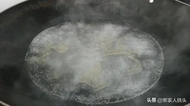 空心菜一個獨特的吃法 你試過嗎?出鍋翠綠又美味 比吃肉還香 5 20190412024335659