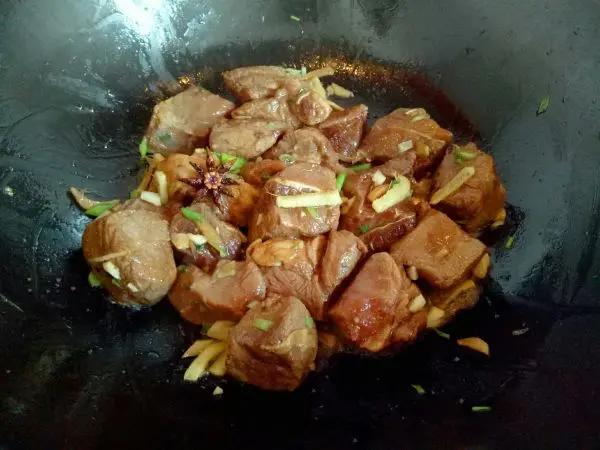 別在單純的燉紅燒牛肉 教你新的做法 外酥里嫩 滿屋子飄香! 14 20190523030553881