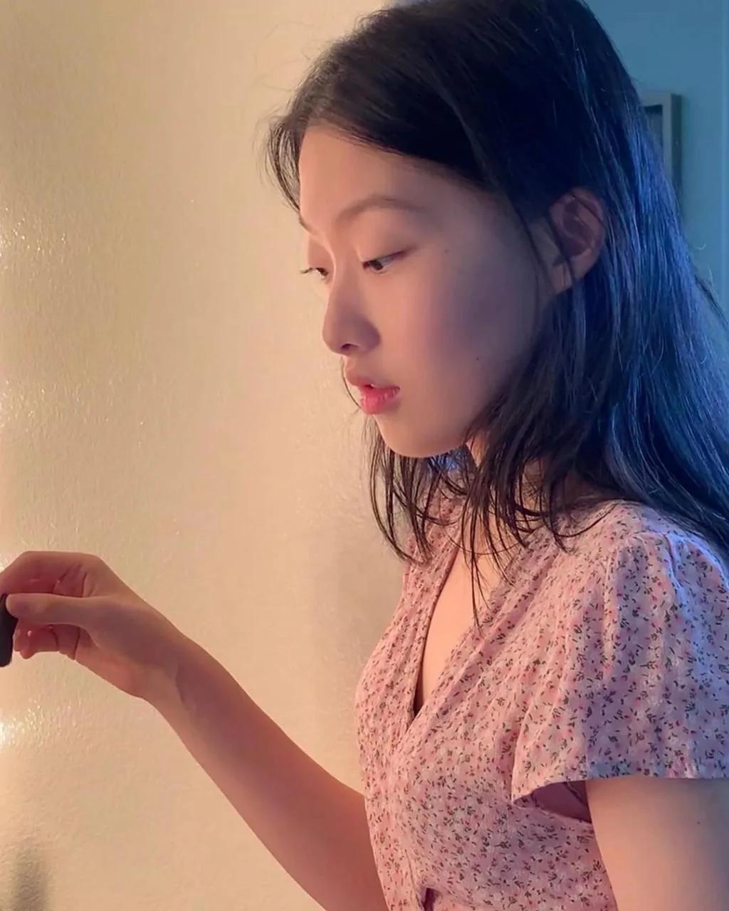 最低调星二代!撞脸金高银 “可云”女儿长大了