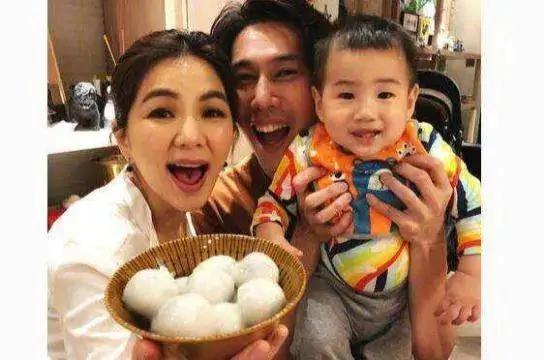 回忆杀!出道19年 她们火成了传奇