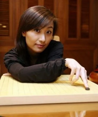 中國圍棋界第一美女唐莉竟標價100萬徵婚 