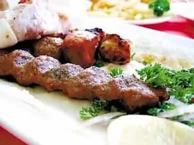 美食：不可不尝的土耳其鱼餐 