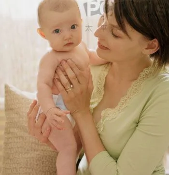 新妈妈:宝宝脐带该怎样护理?