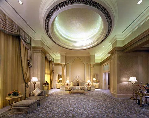 全球唯一的八星级酒店——伯瓷酒店