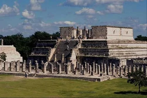 瑪雅太陽金字塔_瑪雅文化：失落的高度文明(圖集)_樂途旅遊網