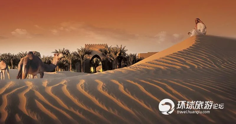 建在沙漠中的迪拜奢华皇宫