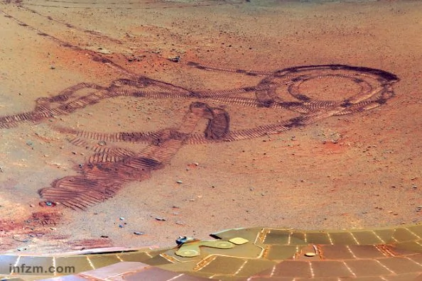 美國宇航局公布火星全景照片