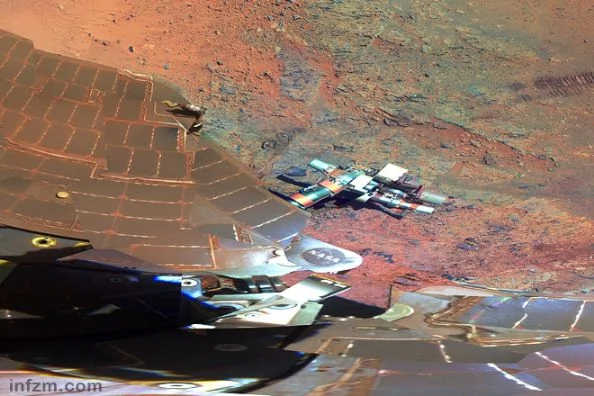 美国宇航局公布火星全景照片