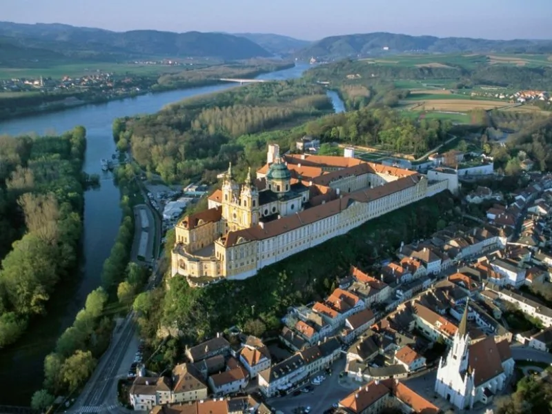 外媒評出歐洲景色最美的五條河道