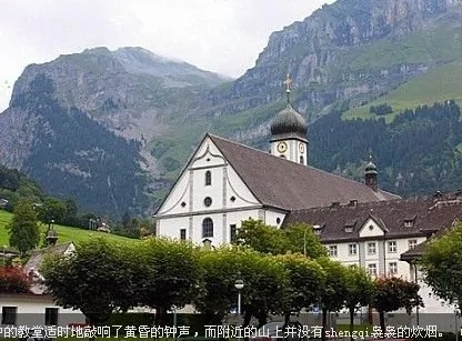 到底是村屋or山頂別墅？瑞士的農村太有品味！