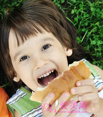  九種美妙食物 會讓兒童越吃越聰明 