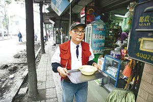 隱居重慶小鎮9年賣麵條