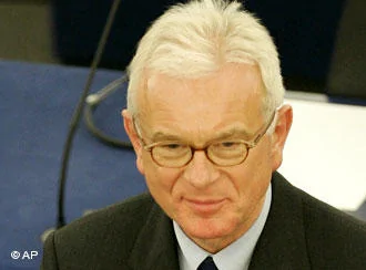 接受採訪者：歐洲議會主席Hans Gert Poettering