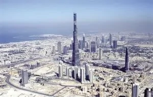 迪拜塔成为世界最高建筑 高度已达到629米 