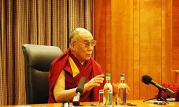 達賴喇嘛訪英期間回應農奴問題