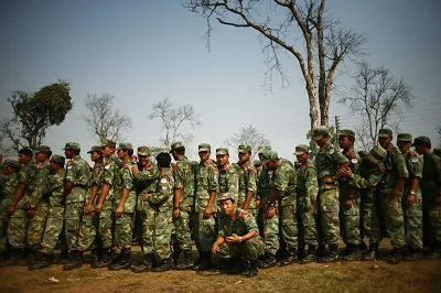 尼泊爾6個月內整合毛主義武裝