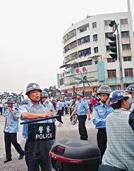 廣東江門數百警鎮壓示威者 