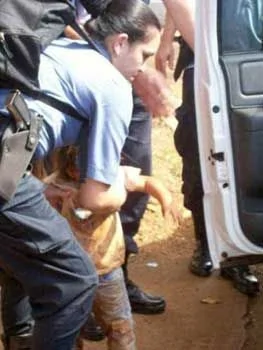 阿根廷警察發現1歲「貓孩」 8野貓幫他取暖 