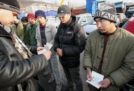 俄羅斯警察：敲詐中國人的花樣超越人的想像