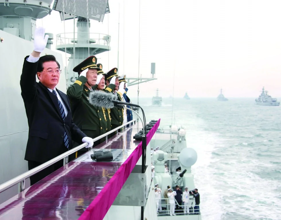 海上大阅兵庆祝六十华诞中国海军完美"亮舰"