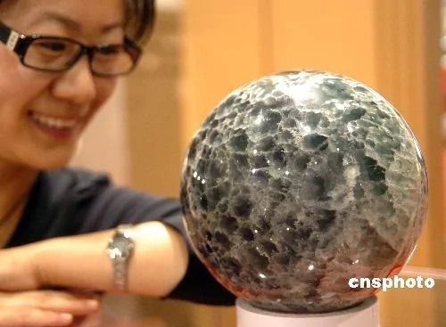 夜明珠價值5000萬重8.1公斤 將在杭州拍賣 