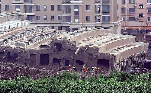 高清圖集：上海13層在建住宅樓整體倒塌 4