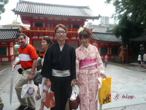 穿和服的日本婦女