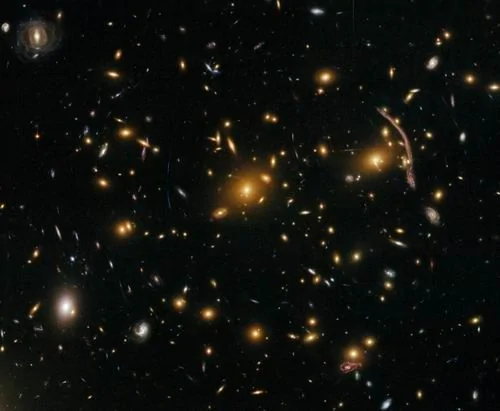 哈勃望遠鏡「重生」後拍攝的最新宇宙大片