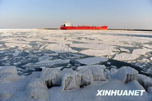 渤海湾40%海域被海冰覆盖 塔冰达到27厘米 
