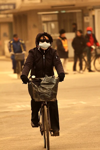 北京遭遇強浮塵  空氣五級重度污染
