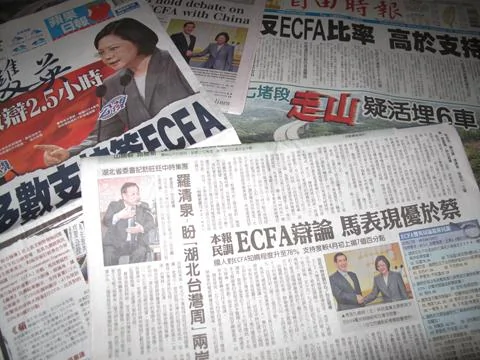 台灣各報紙"雙英辯"民調結果