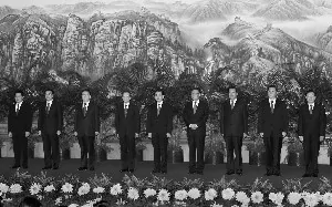 胡錦濤率領第17屆中共中央政治局常委與中外記者會面