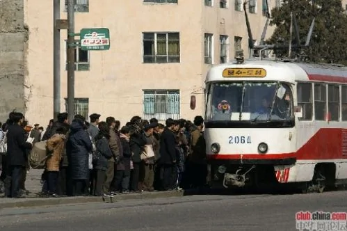 朝鮮百姓日常生活中的各種排隊