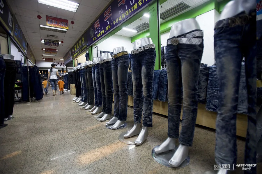 斷子絕孫的產業：光鮮時尚背後的中國服裝專業鎮(高清組圖)