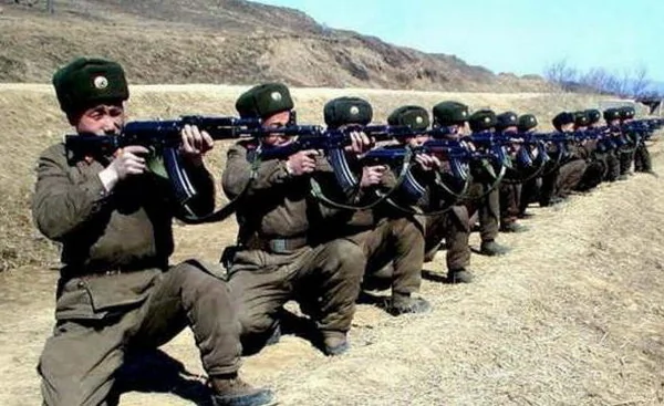 神秘的武裝部隊：「窮凶極惡」的20萬朝鮮特種兵（多圖）